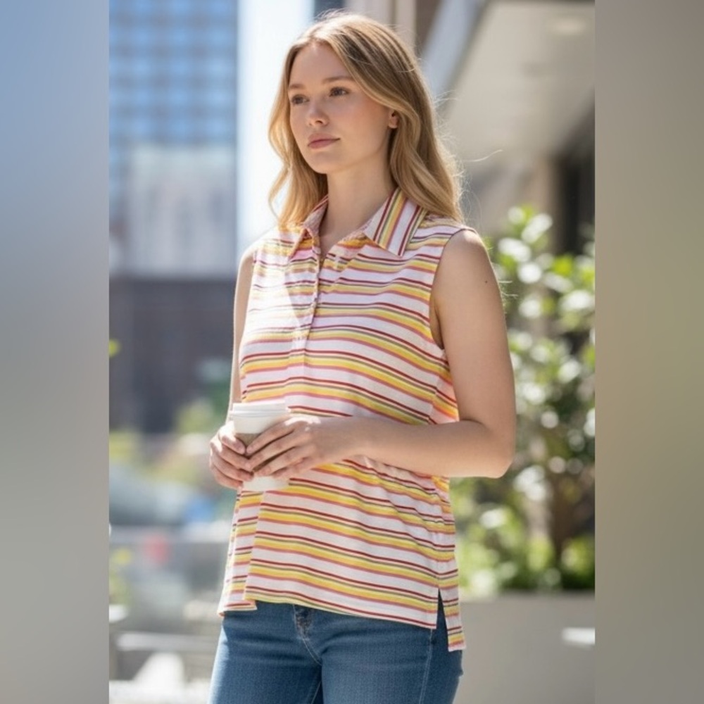 54 New Cabi Spring 24 Tee Up Tee medium no smoke no animal home. Sold for 79.00